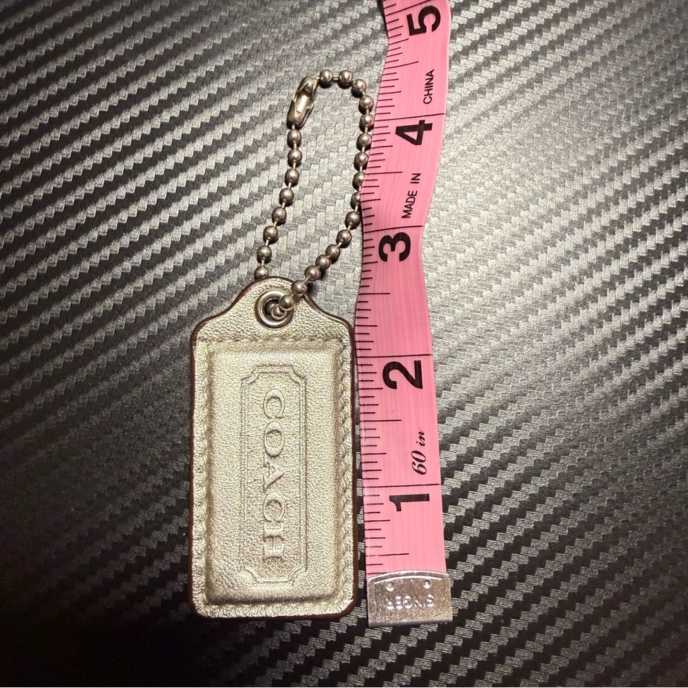 ✨ Coach Silver Metallic Leather Hangtag Replacement Purse Tag ✨ - Picture 7 of 8